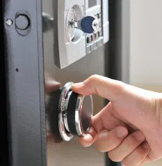 Clearwater Beach Locksmith Service Clearwater Beach, FL 727-264-5000 - locksmith-13
